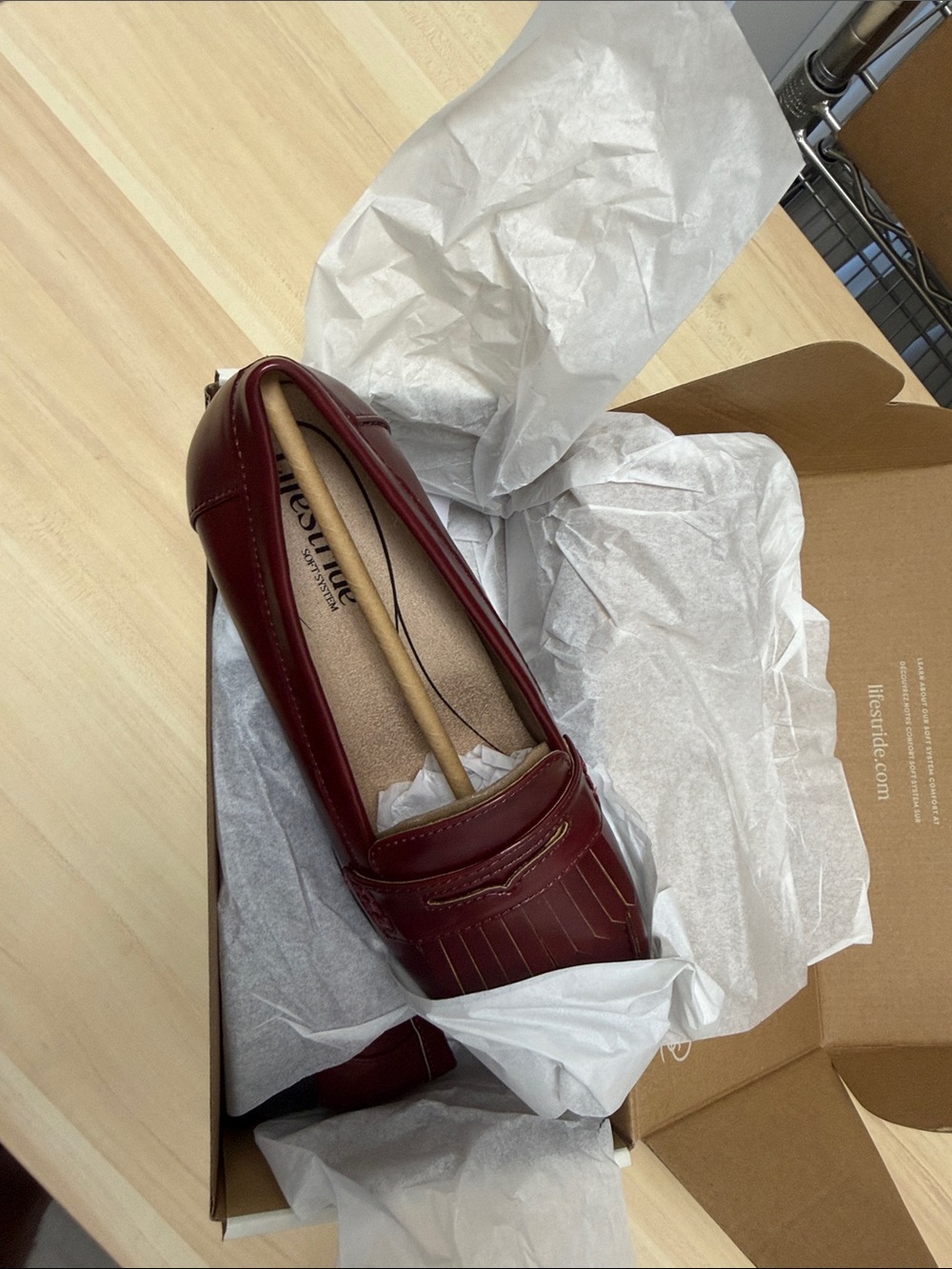 Life Stride Women's Wine Leather Penny Loafers 7w